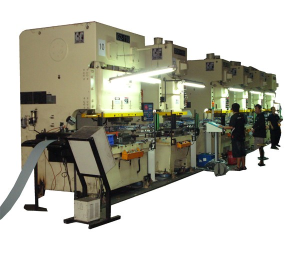 連桿式機(jī)械手：高效、穩(wěn)定、安全，沖壓加工行業(yè)的理想選擇