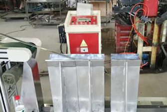 新款200GO二合一 NC送料機(jī)、輸送帶、疊料臺(tái)