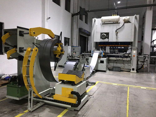 沖壓三次元機械手有什么特點以及使用優(yōu)點？